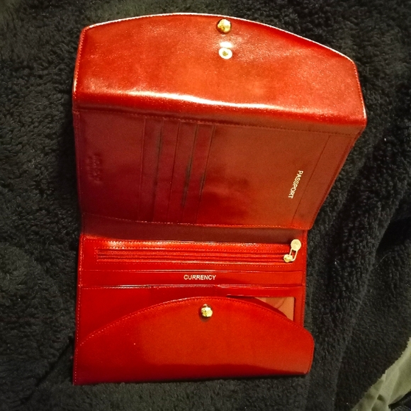 NWT  Monsao #SAF106 Sacrlet #133 Italian Leather passport / wallet - Picture 4 of 16